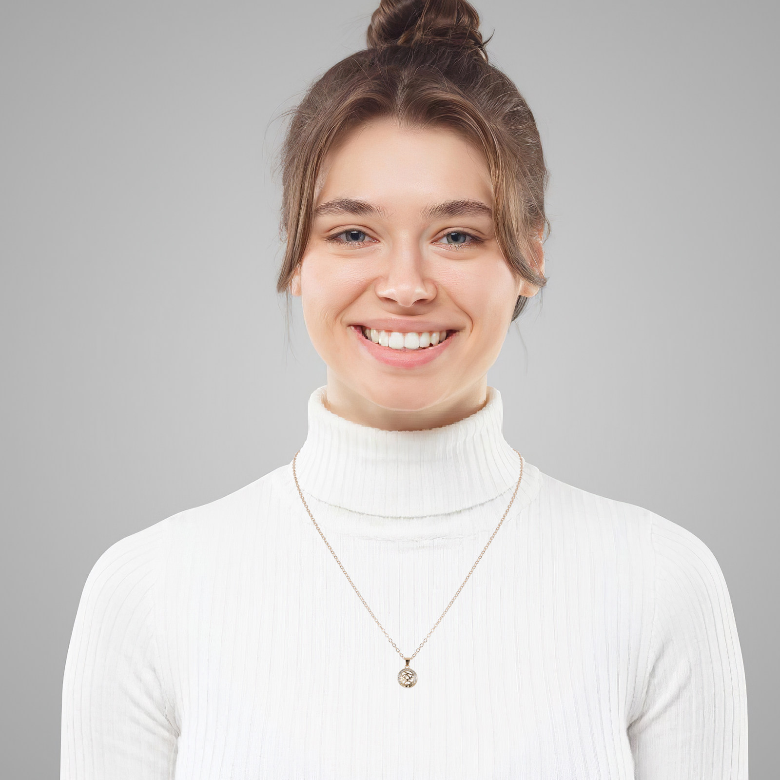 カップル向けの太陽と月のネックレス1組。磁石で連結できる合金 - Magnetic Couple Matching Necklaces のレビューと価格