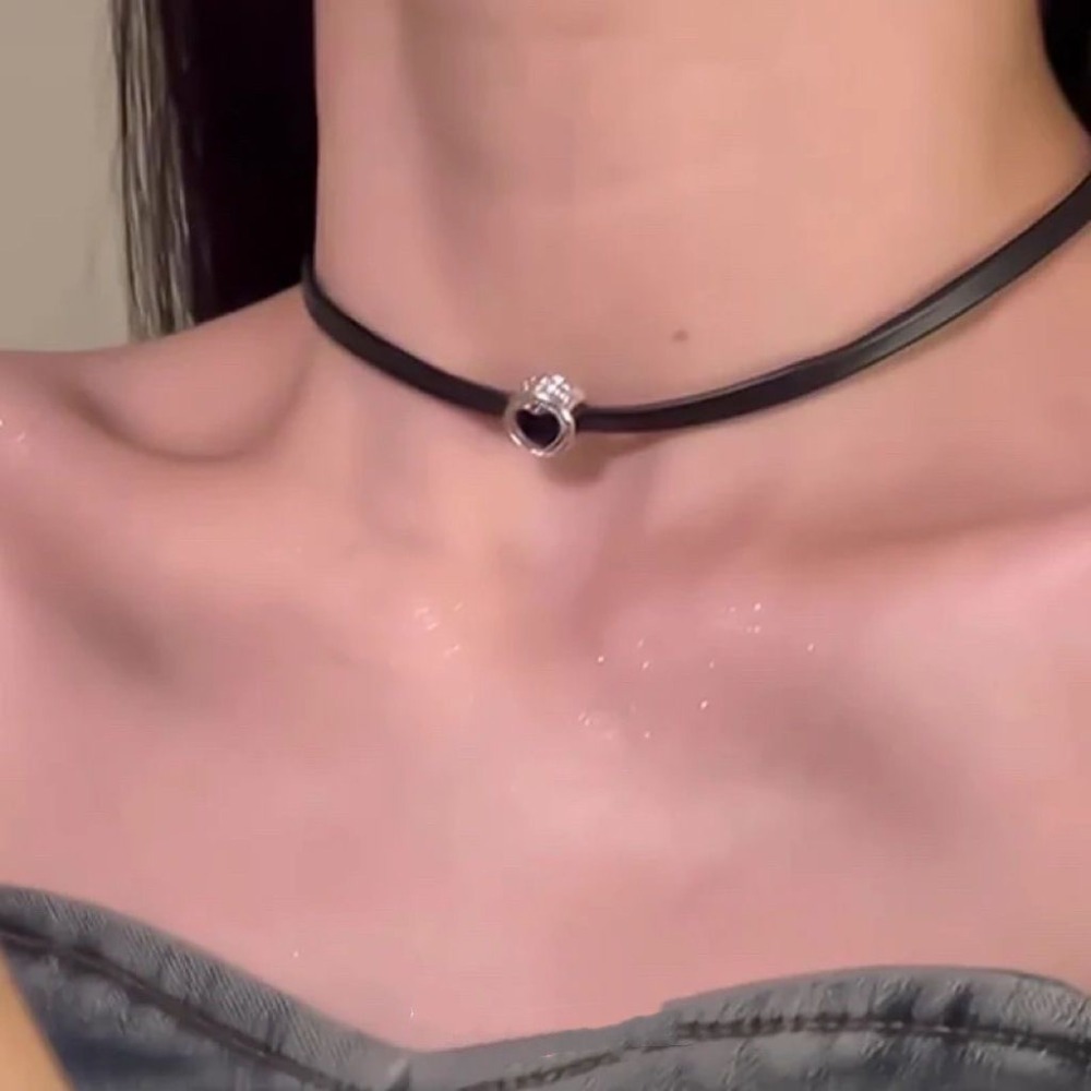 Y2K ゴシックラブハートペンダントネックレス女性のための多 - Layered Pendant Necklace Aesthetic のレビューと価格