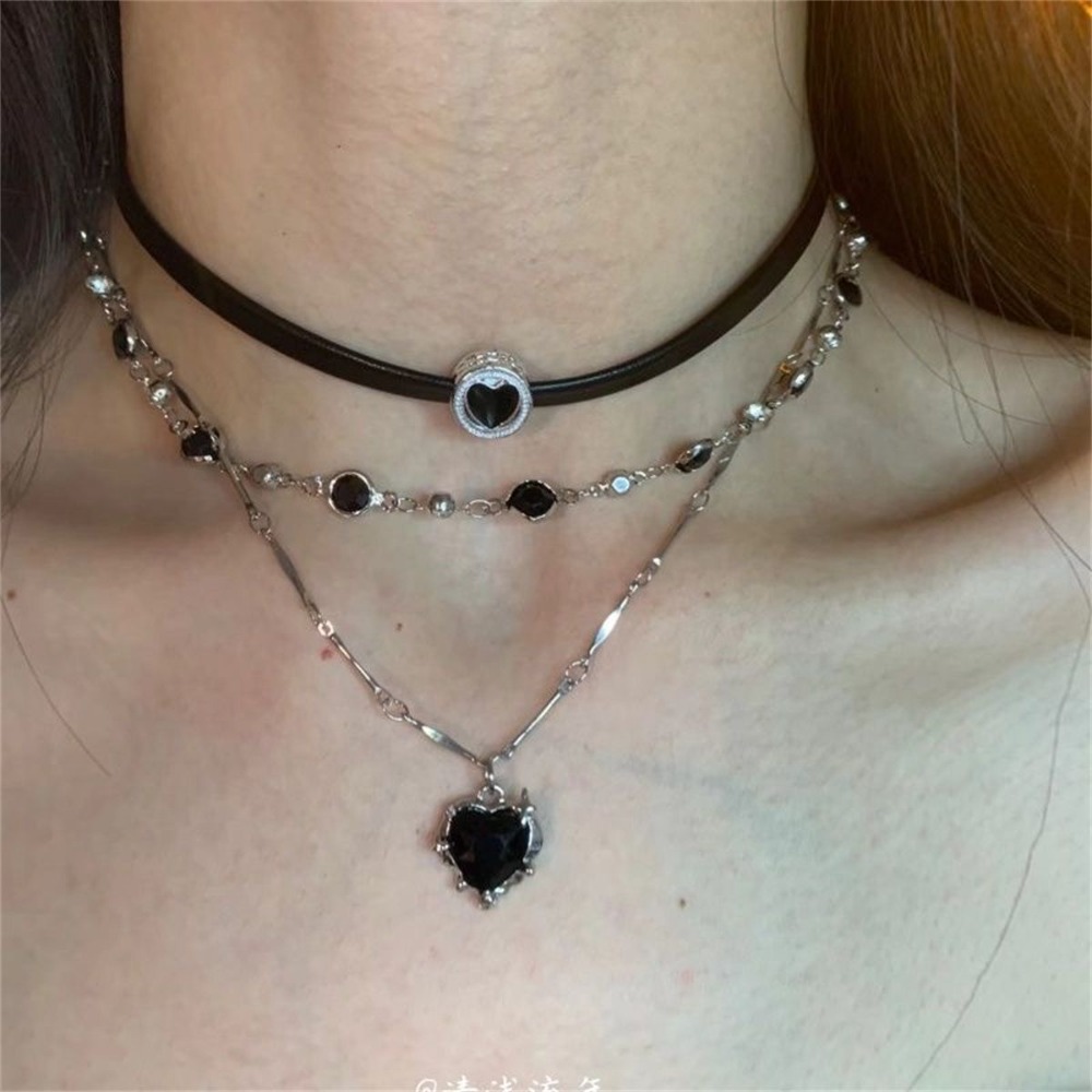Y2K ゴシックラブハートペンダントネックレス女性のための多 - Layered Pendant Necklace Aesthetic のレビューと価格