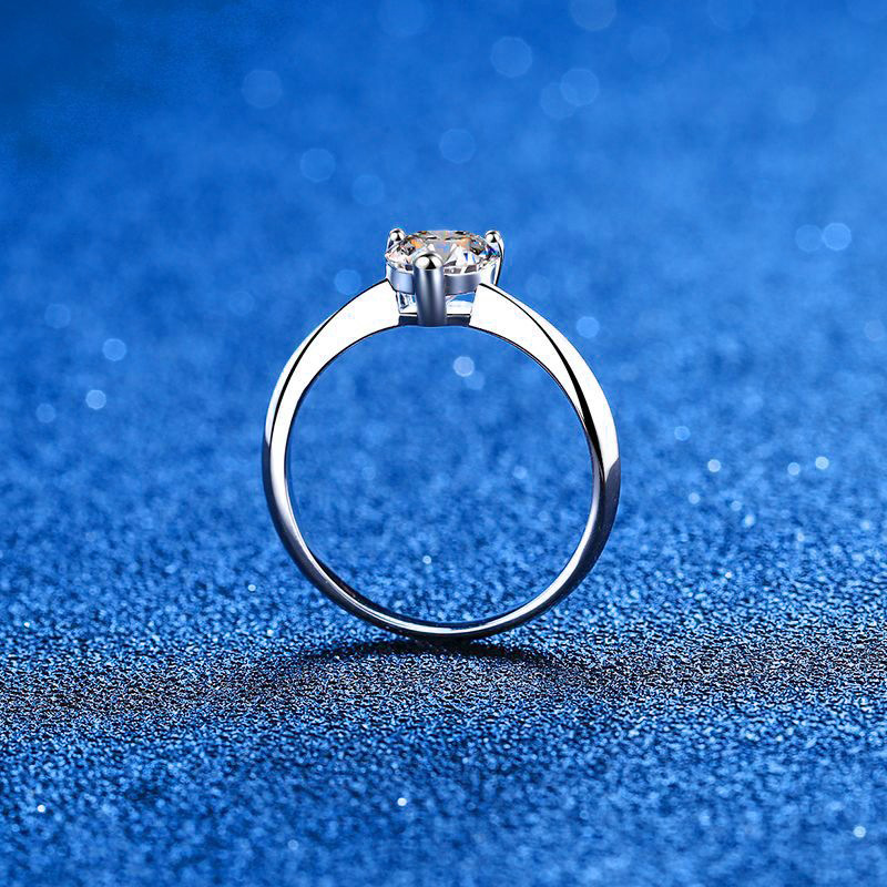 LioraGem 1 カラット ファンシーシェイプ モアサナ - Moissanite Engagement Ring 1 Carat のレビューと価格