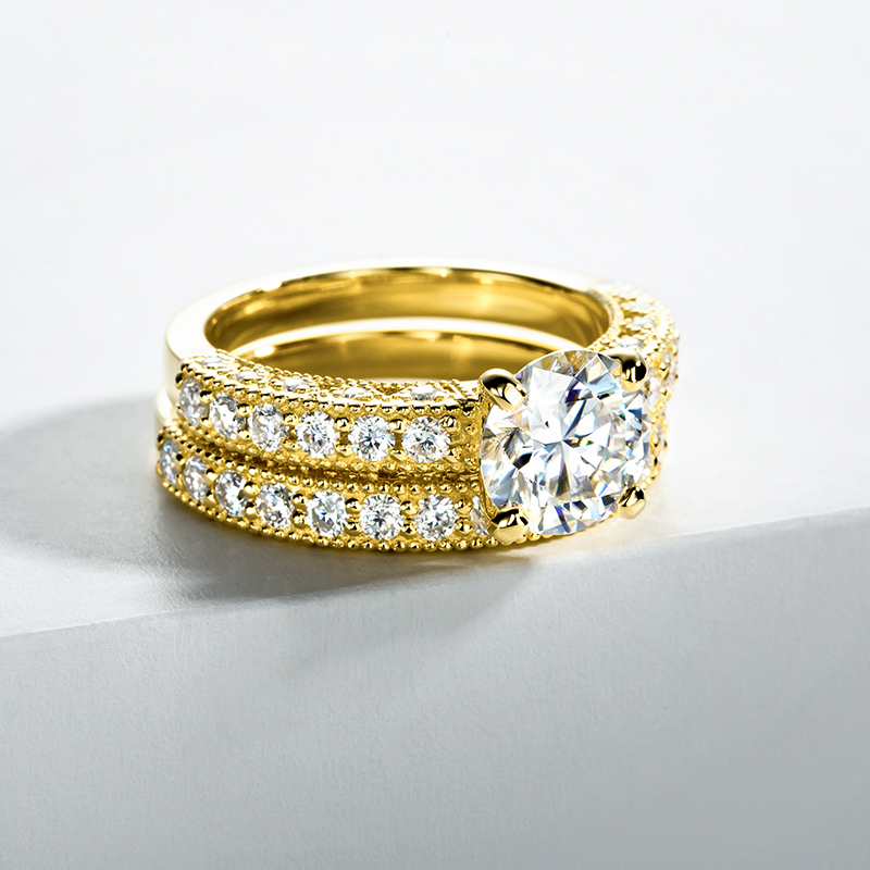女性用リングセット 925スターリングシルバー 1カラット  - Moissanite Engagement Ring 1 Carat のレビューと価格