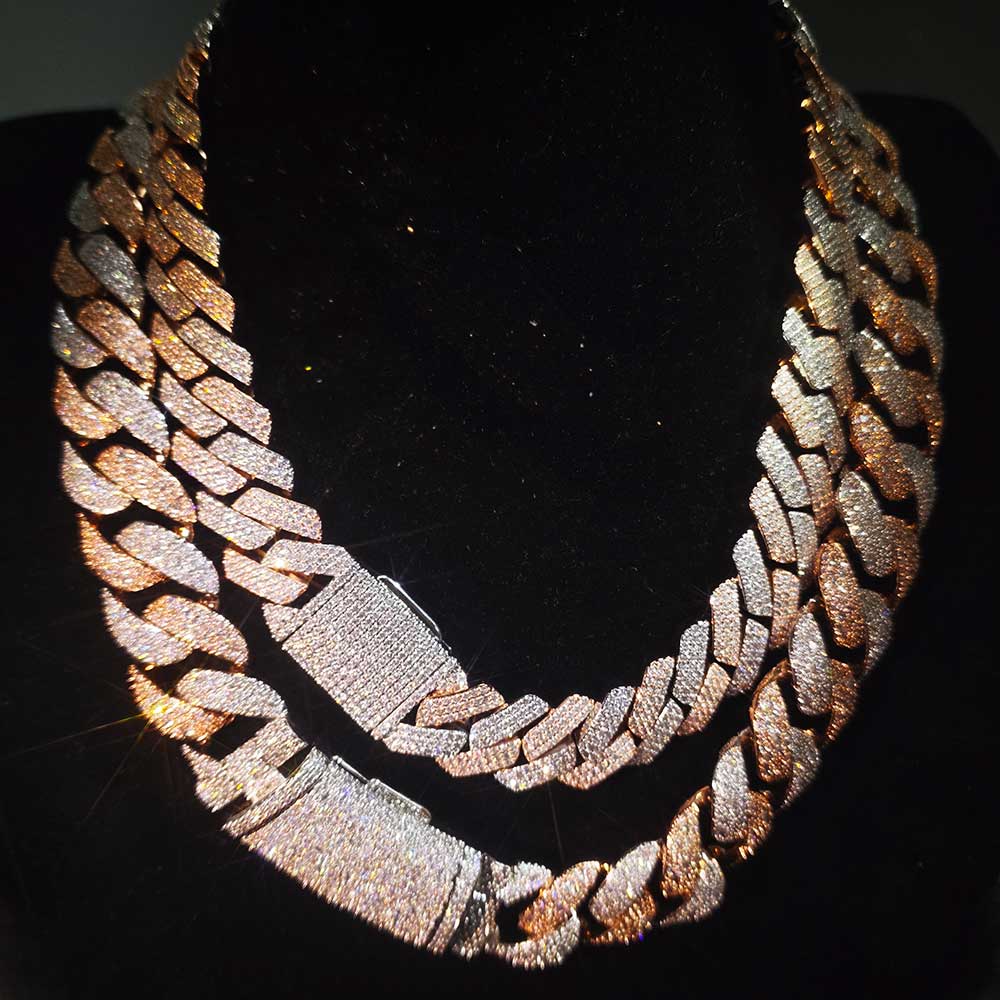 ヌオヤ ツートーン モザイクチェーン フルCZ アイスアウト - Cuban Link Chain 12Mm のレビューと価格